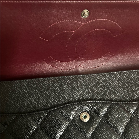 Chanel Classic Caviar Maxi Bag Black Caviar Leather Silver Hardware Double Flap - Picture 7 of 16